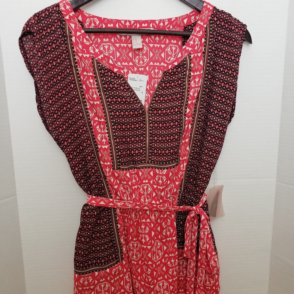 NWT Forever 21 Contemporary Line Blouse/Top